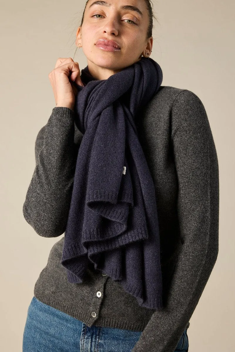 100% Cashmere Scarf in Ocean Blue