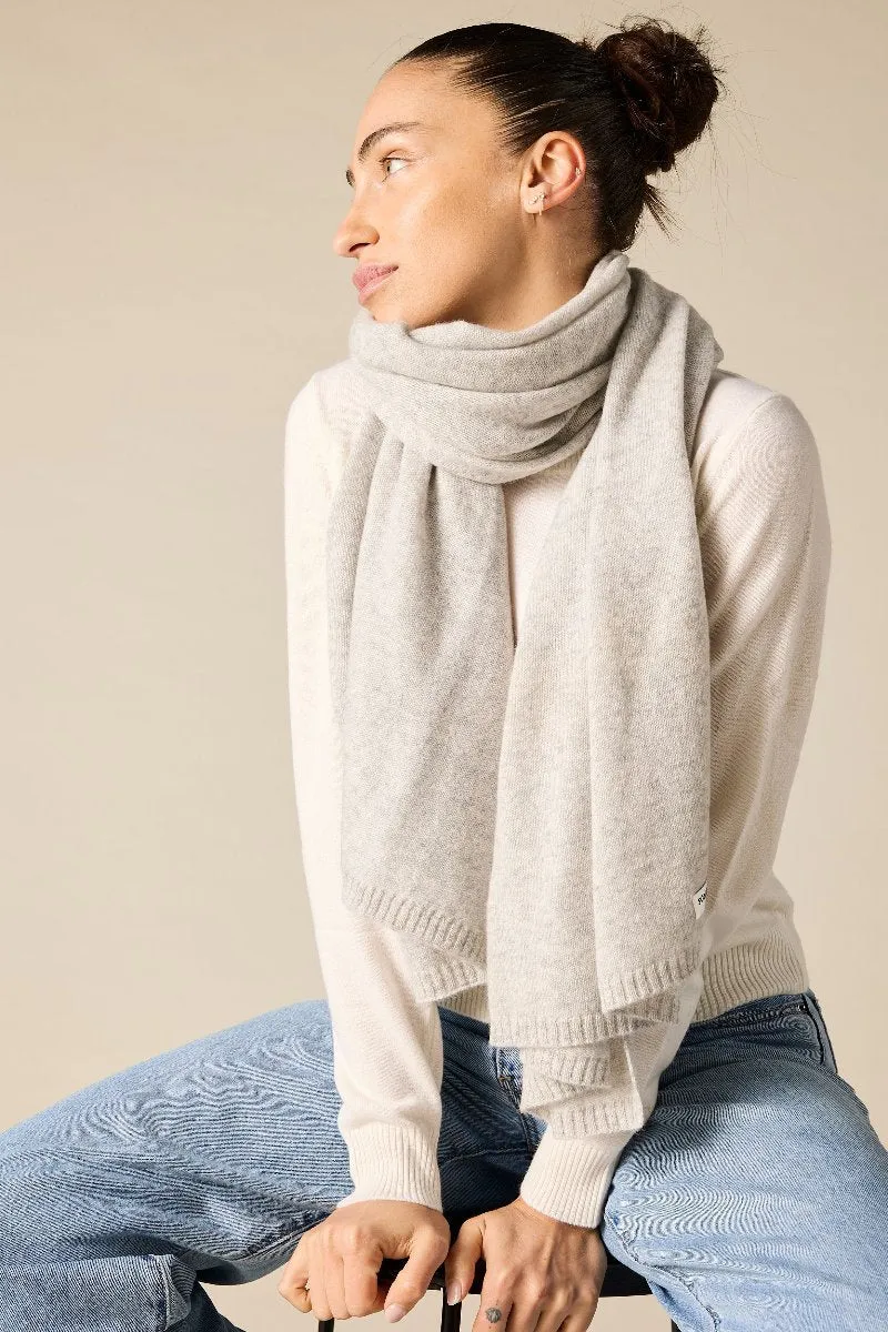 100% Cashmere Scarf in Pale Marle Grey