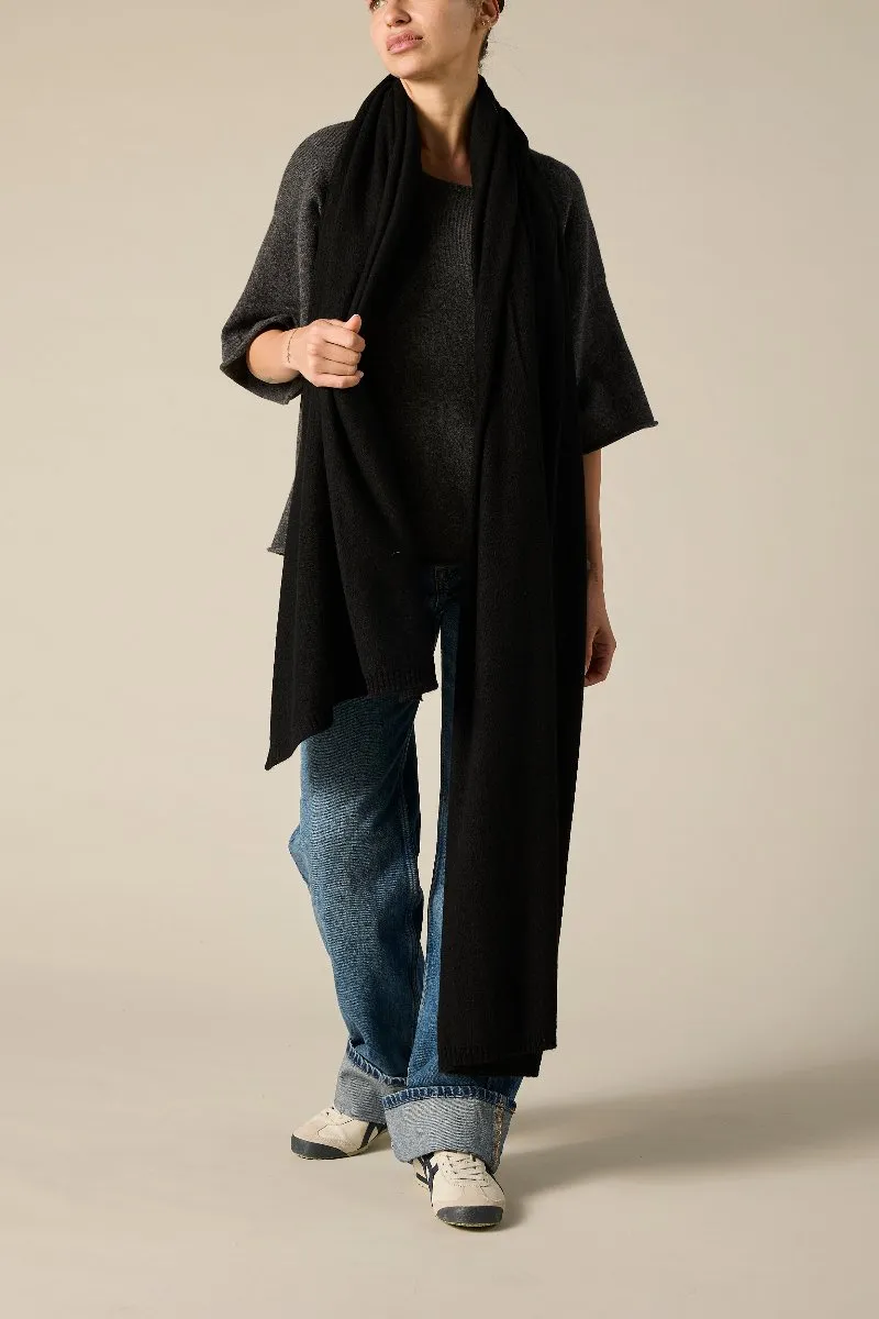 100% Cashmere Wrap in Black