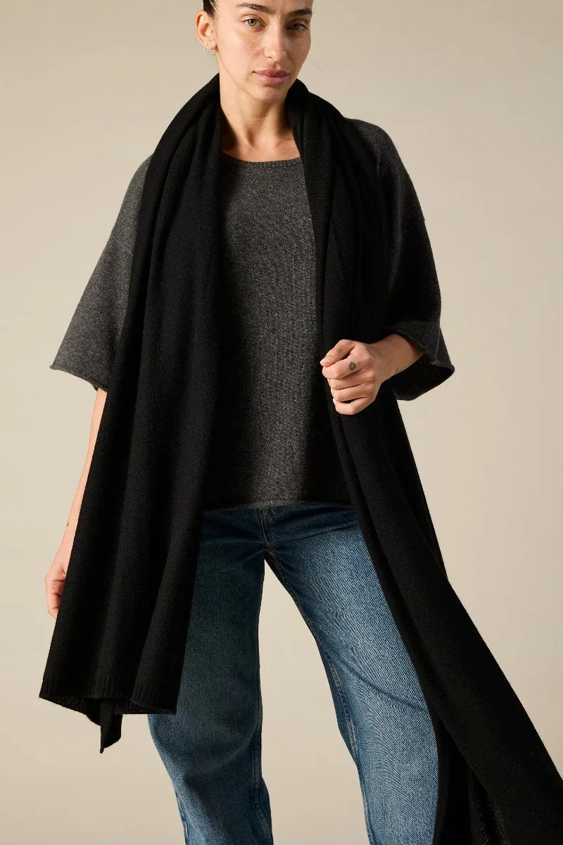 100% Cashmere Wrap in Black