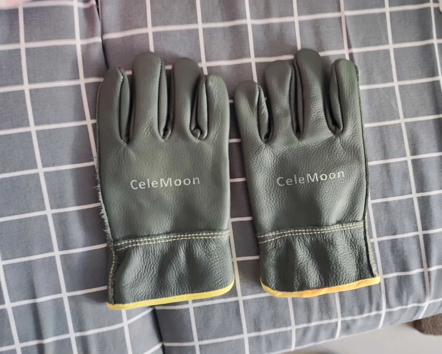 CeleMoon Gloves for Men, Rubber Coated Garden Gloves, Work Gloves