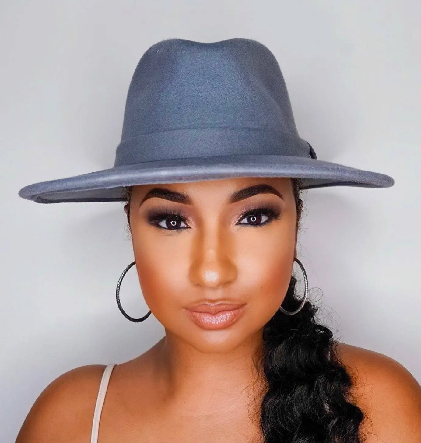 Still Trending | Wide Brim Panama Felt Fedora Hat with Band - Off White